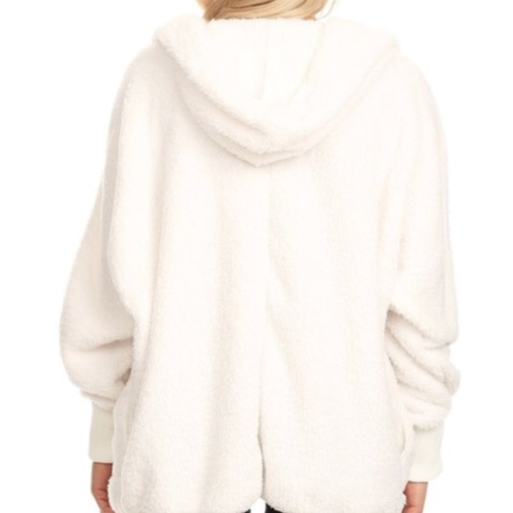 SOLD OUT  t-Party Fuzzy Cardigan Jacket - Picture 3 of 8